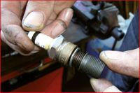 KS-TOOLS Gewindeschneidwerkzeugsatz, Z�ndkerze, Art.-Nr. 150.1280